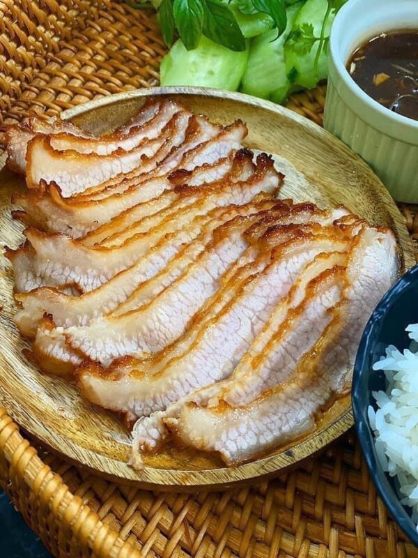 Nọng heo ngũ vị
